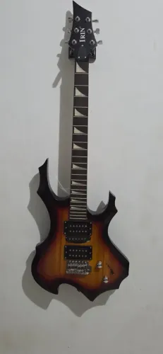 Guitarra Elétrica IRIN + Kit Completo - Praticamente Nova