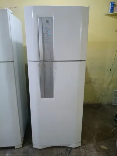 Geladeira Eletrolux Frost Free 440 Litros