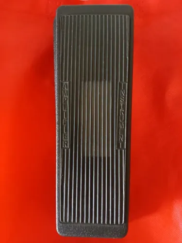 Pedal dunlop cry baby gcb95