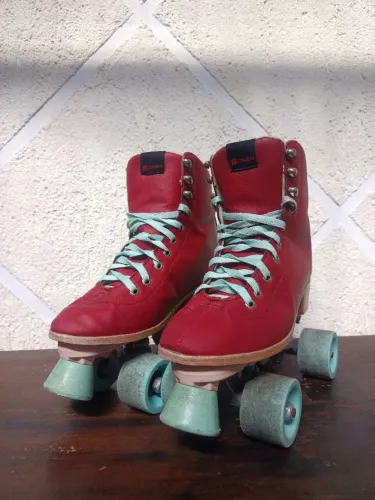 Troco por Alexa Patins Retrô