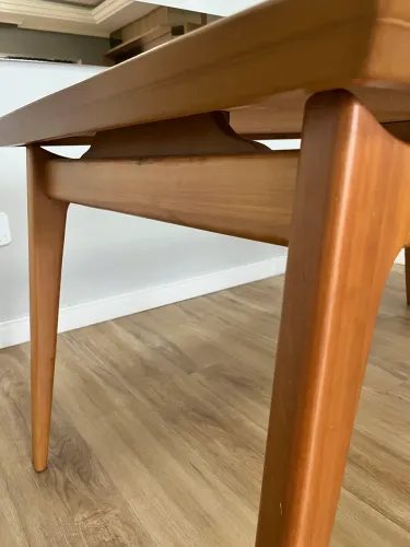 Mesa de Jantar Premium + 2 Cadeiras Design (Venda Separada ou Conjunto)