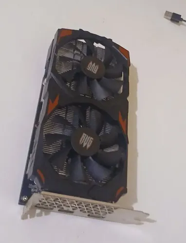 Placa de video AMD Radeon Rx580 8gb Gddr5 256 bits Revenger