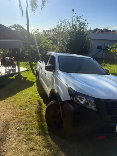 Nissan Frontier S CD 4X4 2.3 TB Diesel Mec. 2021