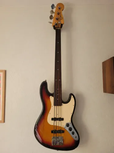 Baixo Elétrico Fretless (Sem traste)