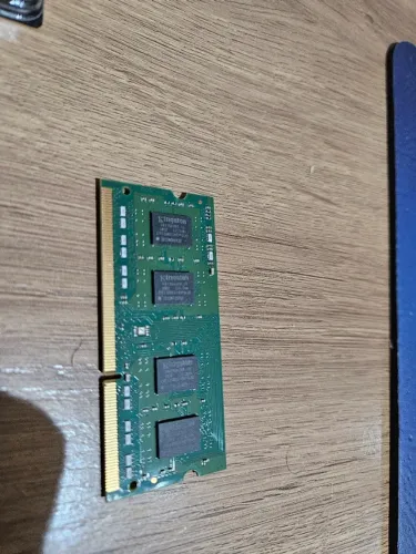 DDR3 12800 4GB Kingston p/ notebook
