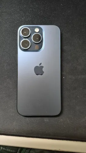 iPhone 15 Pro 128GB - Excelente Estado