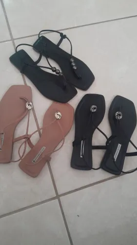 Sandálias rasterinhas número 34