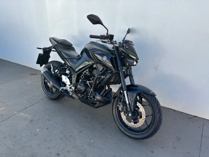 Vendo ou troco por MOTO Yamaha MT03 321 ABS 3023 extra c/ 2026 Pago Extra