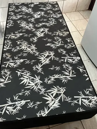 Vendo cama box solteiro + colchão 