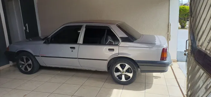 Chevrolet Monza GL 2.0 Efi/sl/l/650/club/barc.2e4p (álcool) 1994