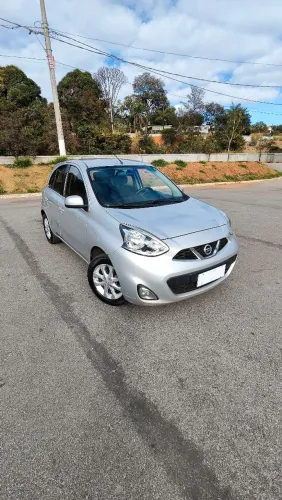 Nissan March SV 1.6 16V Flex Fuel 2016