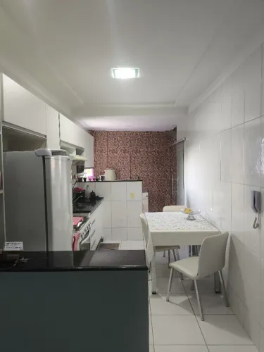 Venda de excelente apartamento (proprietário) no Bairro Alegria