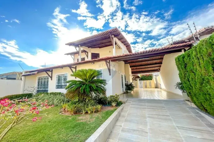 Belíssima Casa 04 Suites 450m² De Terreno No Conjunto dos Professores - Capim Macio