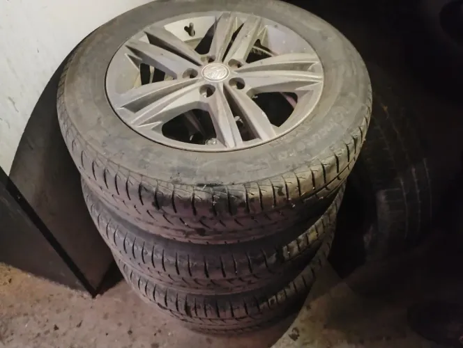 Vendo jogo de rodas originais do polo 2019