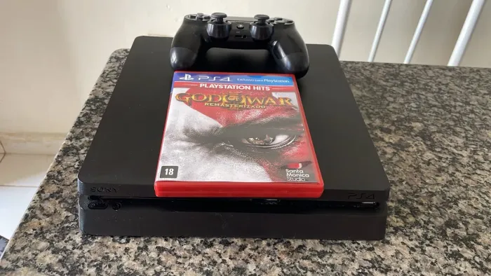 Playstation 4 Slim - 1tb