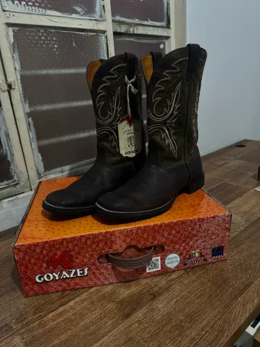 Bota goyazes TAM:41
