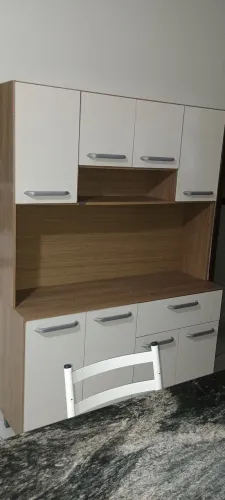 Armário 8 portas 1 gaveta 