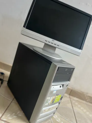 Computador antigo pra trabalho ou pra retirada de peça etc!