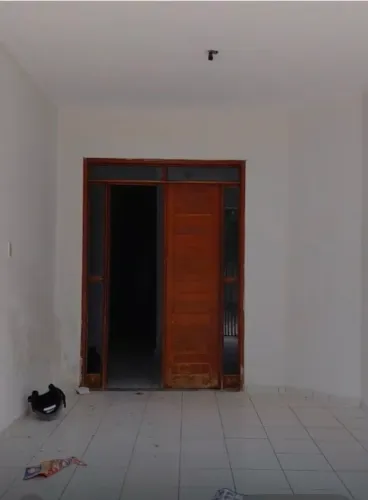 Excelente Casa no Centro de Cajazeiras Por trás da Hond