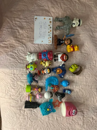 Brinquedos McDonald?s e Diversos 10 reais cada 