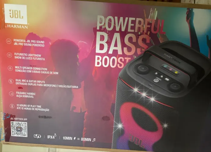 JBL PartyBox Original - Som Potente, Bluetooth e Show de Luzes