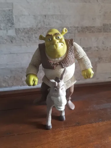 Boneco Shrek e o burro
