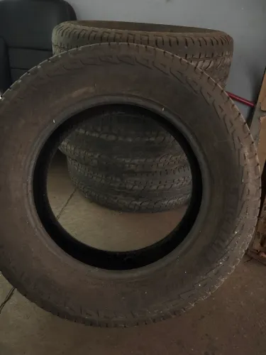 Pneus 265/60 aro 18 michelin 