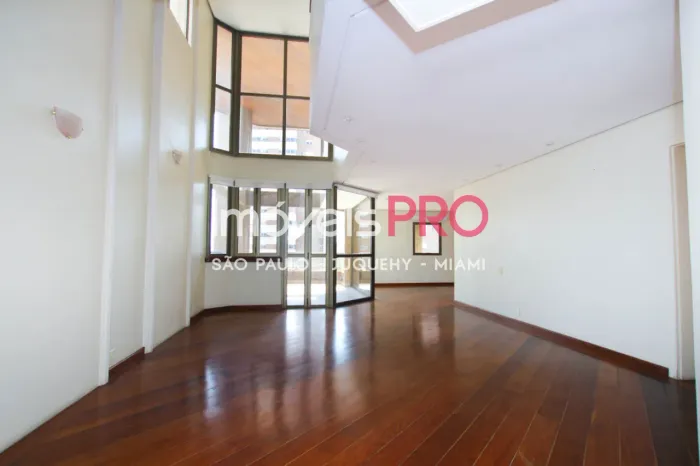 Duplex de 326 m² no Morumbi