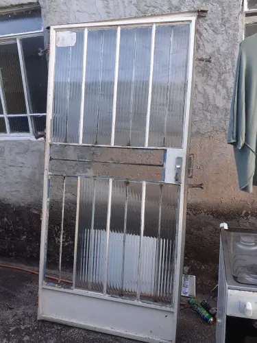 porta de ferro!!!!! barato confira!!!