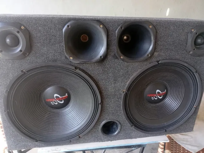 Vendo caixa de som automotivo 