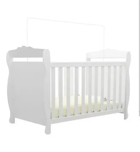BERÇO QUE VIRA MINI CAMA