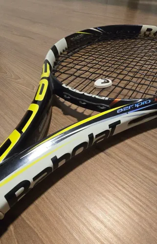 Vendo raquete Babolat Aero Drive