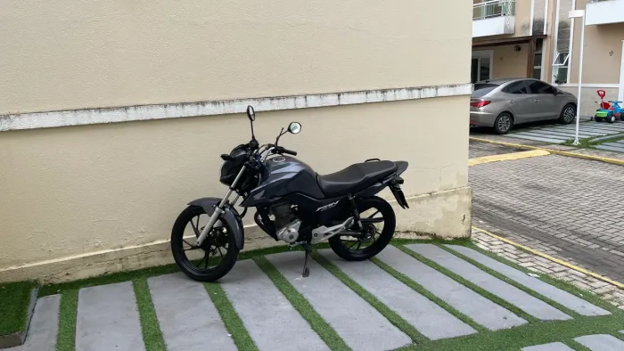 Vendo ou alugo Titan 160 2024