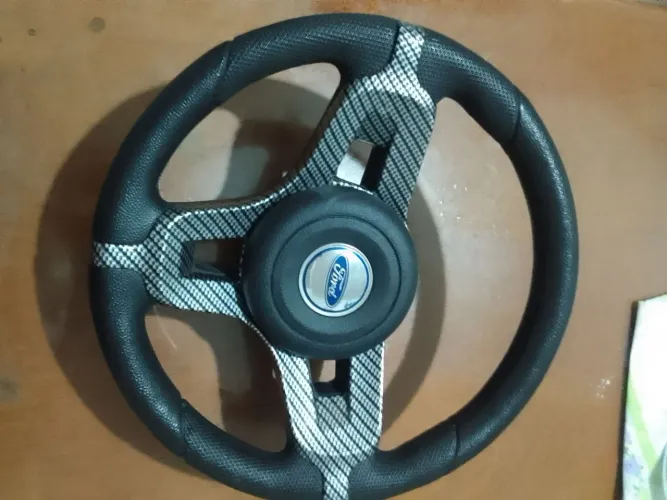 Vendo volante Ford esportivo Mustang 