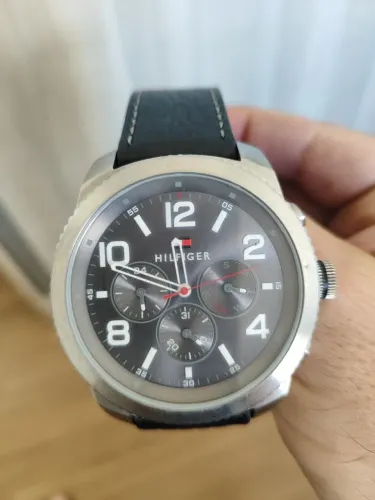 Vendo relógio Tommy Hilfiger 