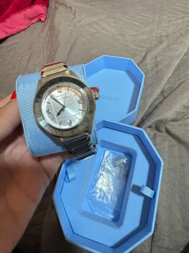 Relógio Swarovski em estado de novo