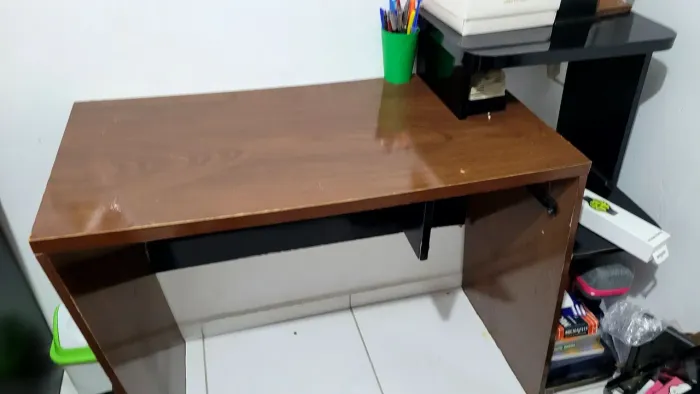 Doação de escrivaninha