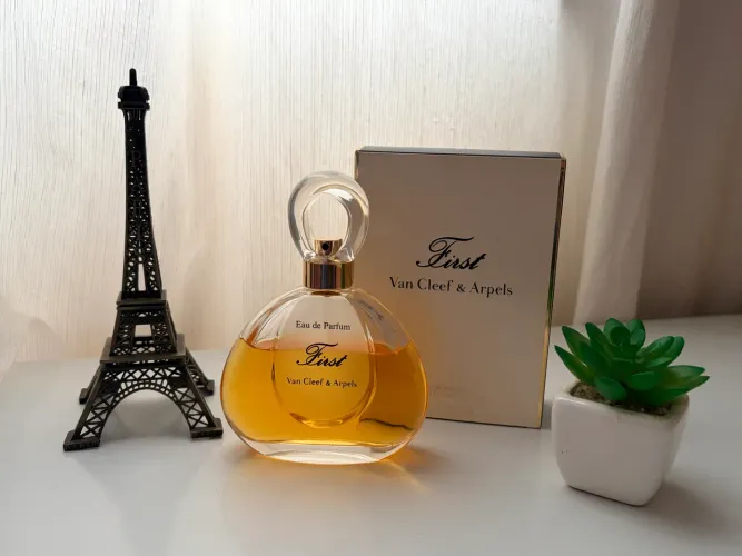 Perfume First - Van Cleef & Arpels