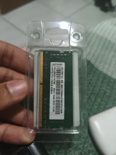 MEMÓRIA RAM DDR4 4GB 3200 MHZ ( semi nova )