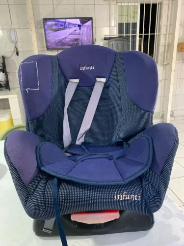 Cadeirinha de bebê para carro!