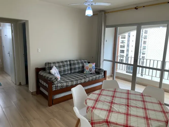 Região tranquila e segura da Pitangueiras. Com 55m2 útil. 01 Dormitório com vaga. Área de 