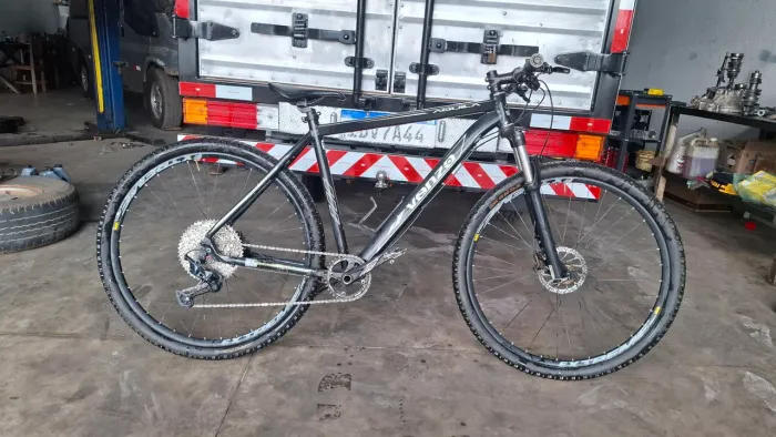 Bicileta Venzo Aquila - Shimano SLX 12v + cubo koozer (tam 19) - Venda rápida!