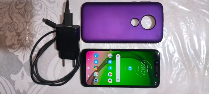 Celular Motorola Moto G7 Play com 32Gb super conservado