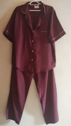 Conjunto de pijama elegante unixex