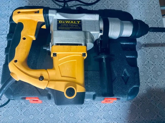 MARTELETE DEWALT D25831K PROFISSIONAL - SDS MAX