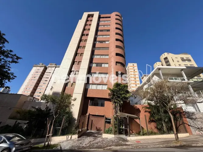 Apto 02 quartos com suíte e closet, 02 vagas paralelas no Gutierrez em Belo Horizonte- MG