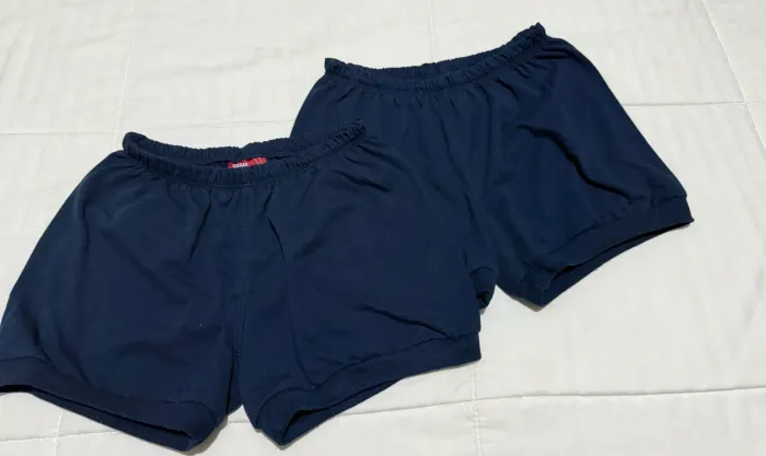 Short Azul Marinho de Uniforme Menina |Tam. 08 | 02 unidades |Prático e Confortável | R$18