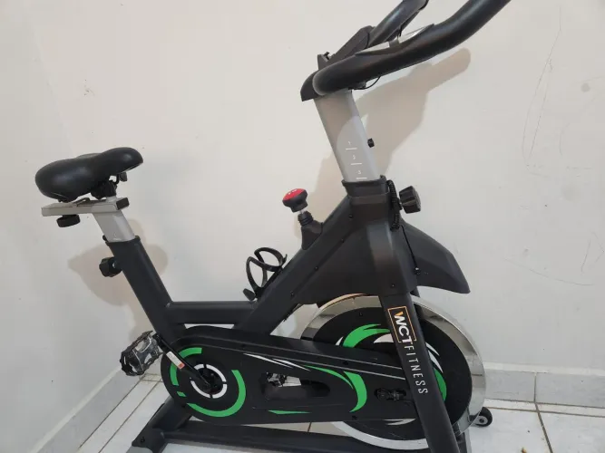 Bicicleta Ergométrica para Exercícios em Casa - Excelente Estado