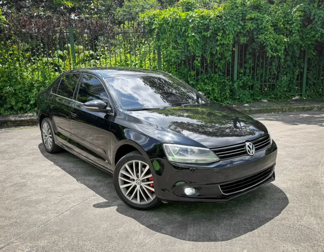Volkswagen Jetta Comfortline 2.0 T.flex 8V 4P Tipt. 2014