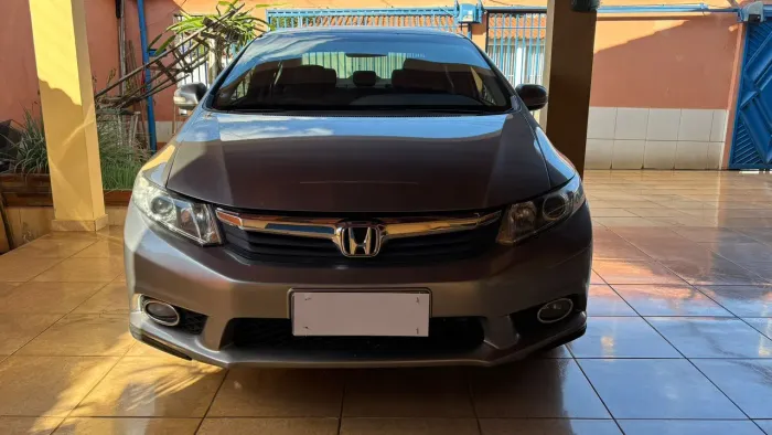 Honda Civic Sedan LXR 2.0 Flexone 16V Aut. 4P 2014